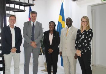 Cllr. Zoe and Comm. Dakana with Swedish Amd. Sjostrom and Emmbassy officials.