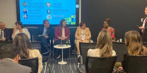 Cllr. Zoe Makes a Point During the Panel Discussion at World Bank Group Forum.